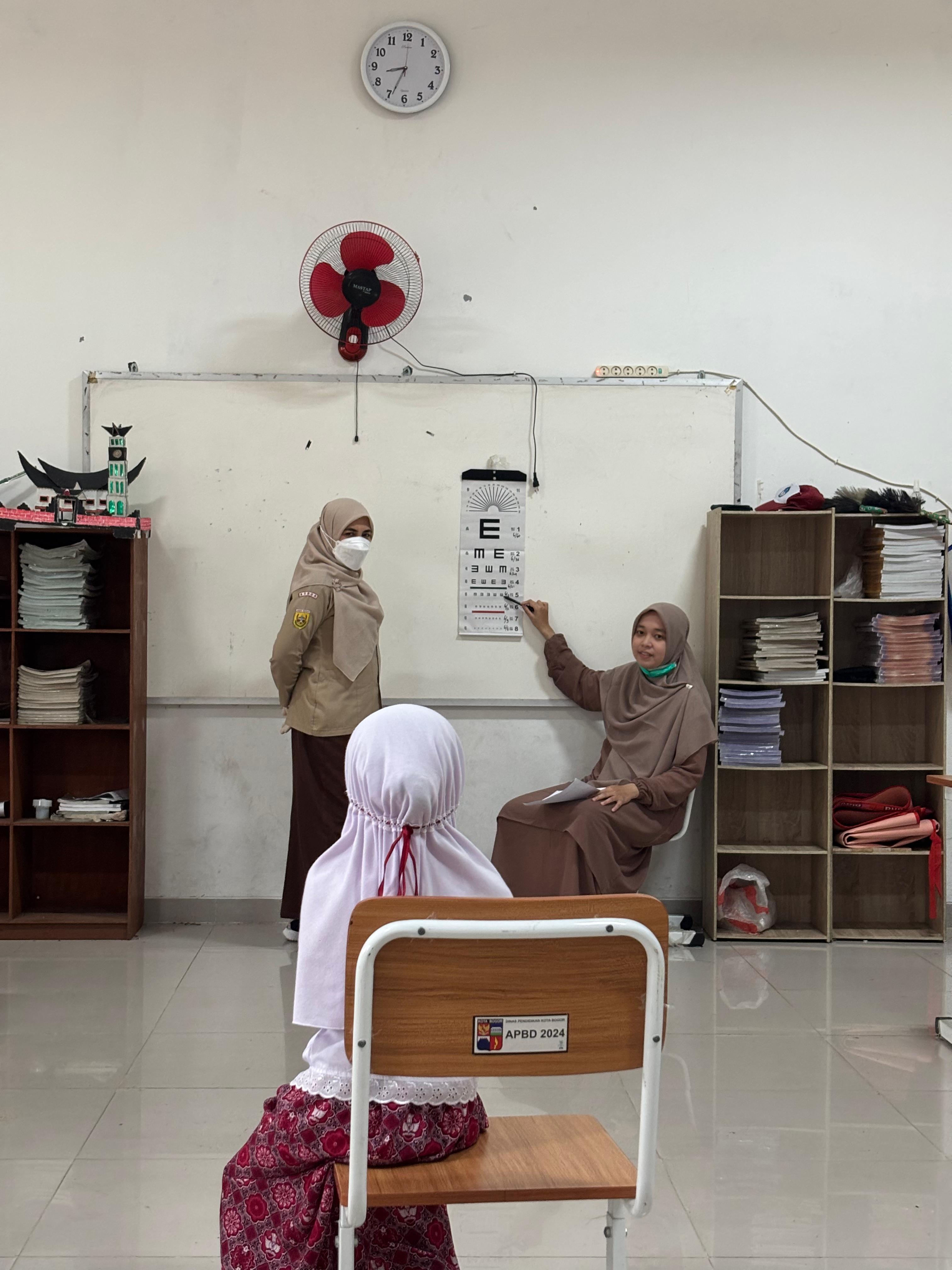 Penjaringan Kesehatan Anak Sekolah di SDN Bantarjati 6 Kota Bogor 